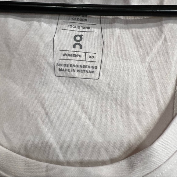 On Running White Tank Top - Picture 2 of 7